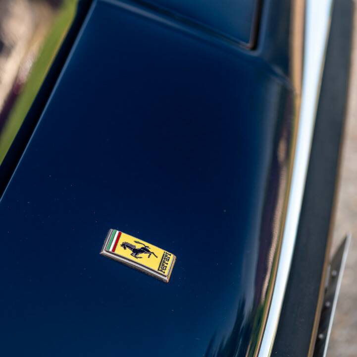 Image 43/50 of Ferrari Dino 308 GT4 (1977)