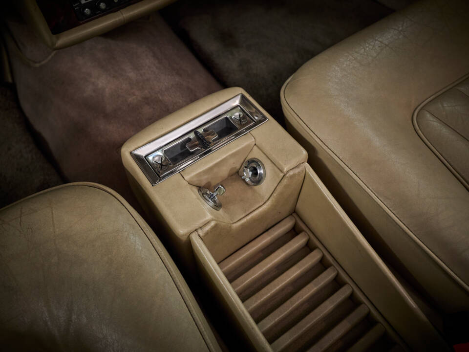 Bild 62/100 von Rolls-Royce Silver Shadow II (1980)