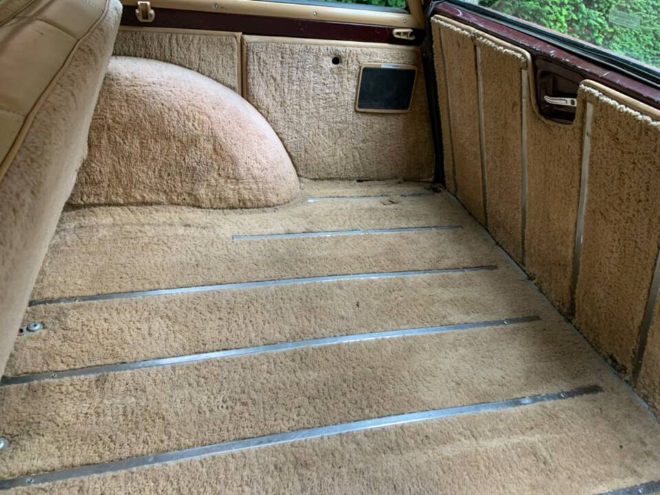 Imagen 12/14 de Jeep Grand Wagoneer (1988)