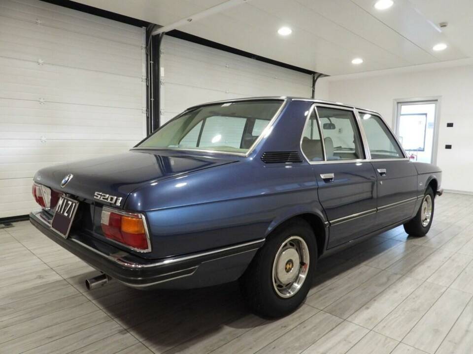 Bild 4/14 von BMW 520i (1975)