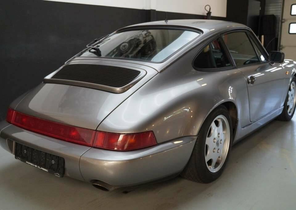 Image 35/50 of Porsche 911 Carrera 4 (1989)