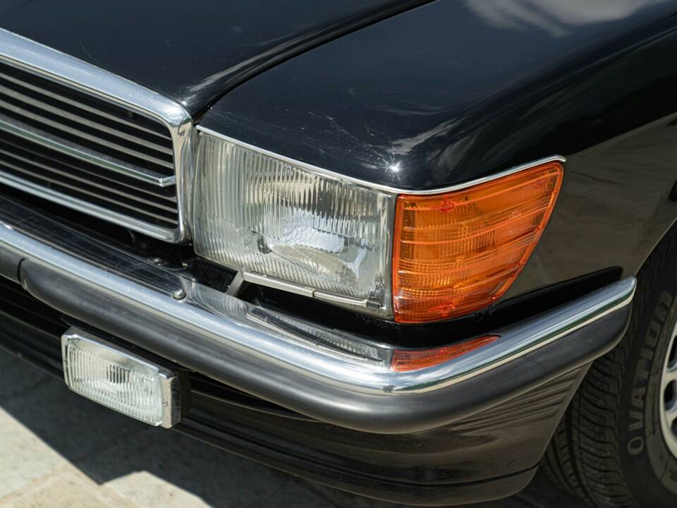 Image 33/50 of Mercedes-Benz 300 SL (1986)