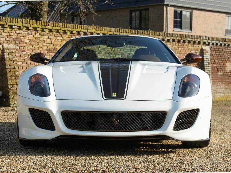 Image 25/50 de Ferrari 599 GTO (2011)