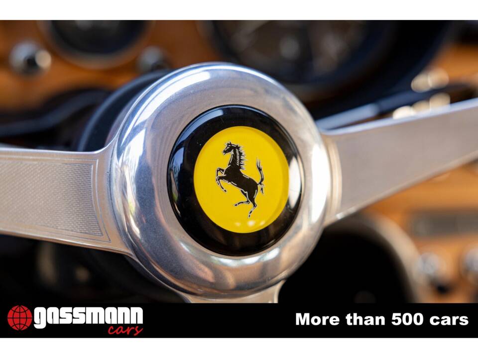 Bild 9/15 von Ferrari 365 GT 2+2 (1969)