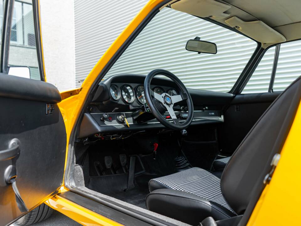 Bild 16/29 von Porsche 911 2.4 E &quot;Ölklappe&quot; (1972)