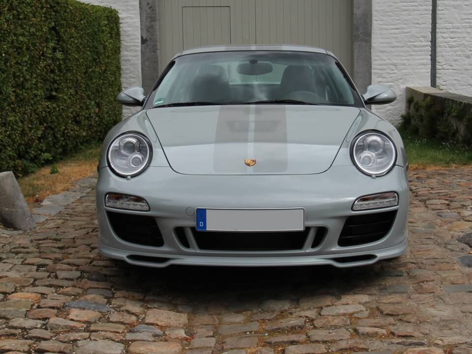 Image 3/10 de Porsche 911 Sport Classic (2010)