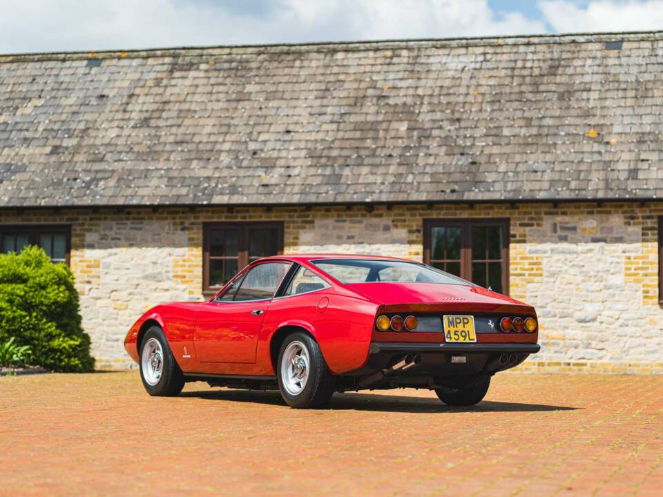 Image 3/20 of Ferrari 365 GTC&#x2F;4 (1972)