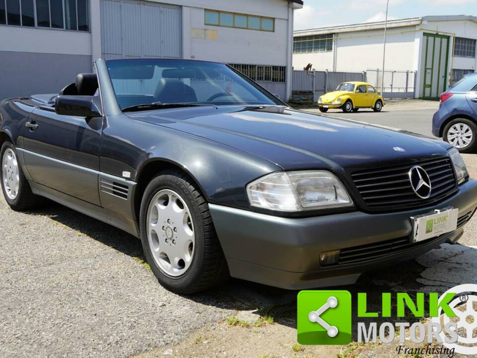 Afbeelding 2/10 van Mercedes-Benz SL 280 (1994)