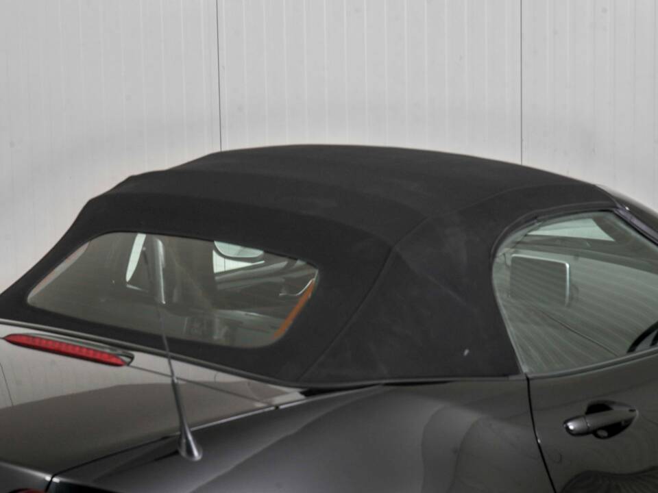 Imagen 39/50 de Mazda MX-5 1.5 (2016)