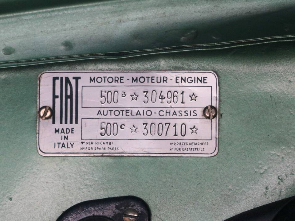 Image 30/51 de FIAT 500 C Giardiniera (1951)