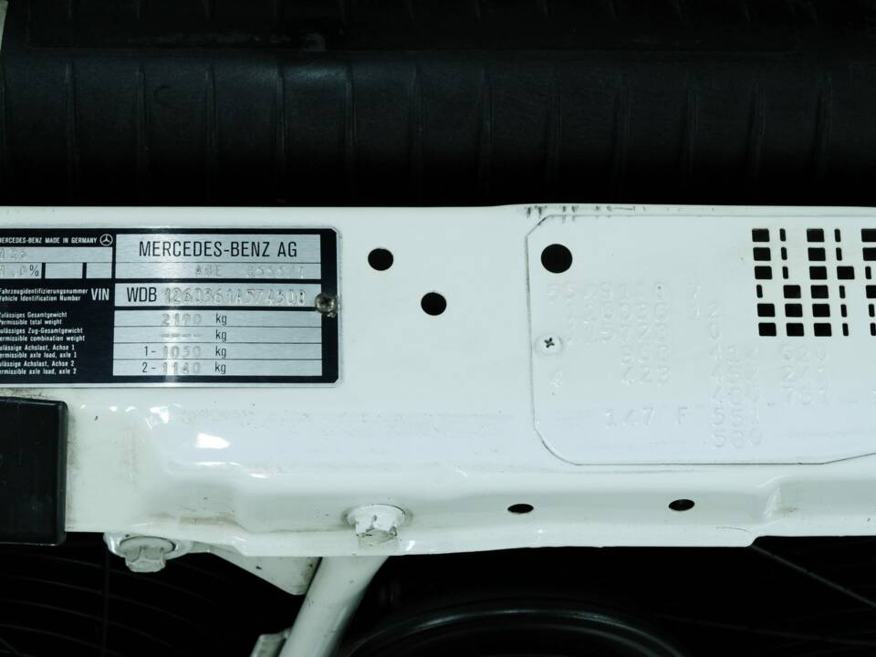 Bild 14/50 von Mercedes-Benz 500 SE (1990)