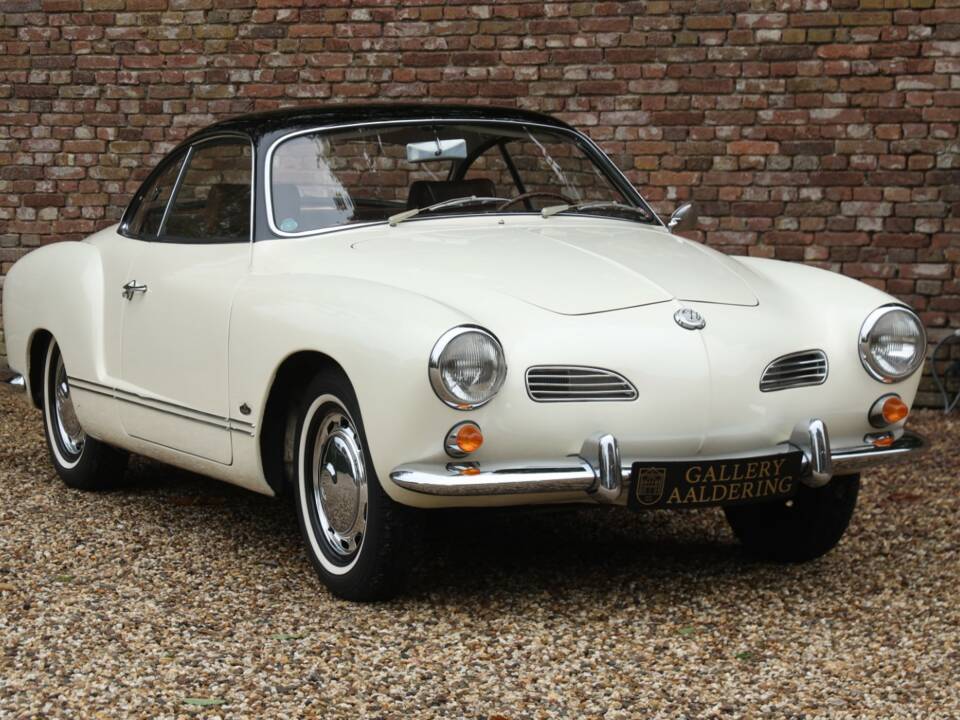 Bild 37/50 von Volkswagen Karmann Ghia 1300 (1966)