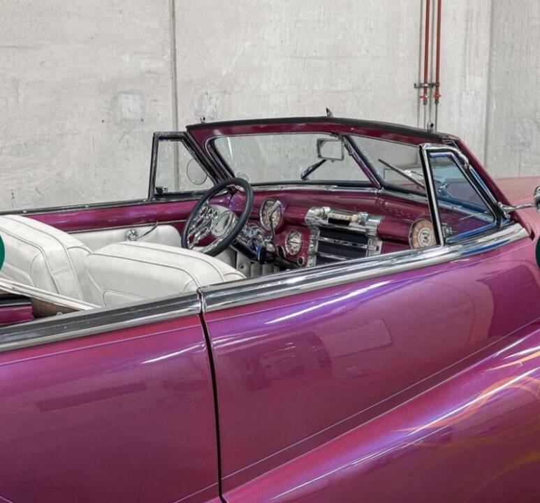 Bild 22/89 von Buick 50 Super Convertible (1947)