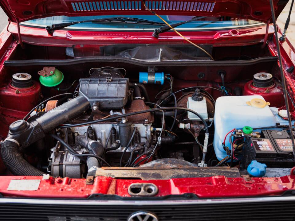 Immagine 5/50 di Volkswagen Golf I GL (1982)