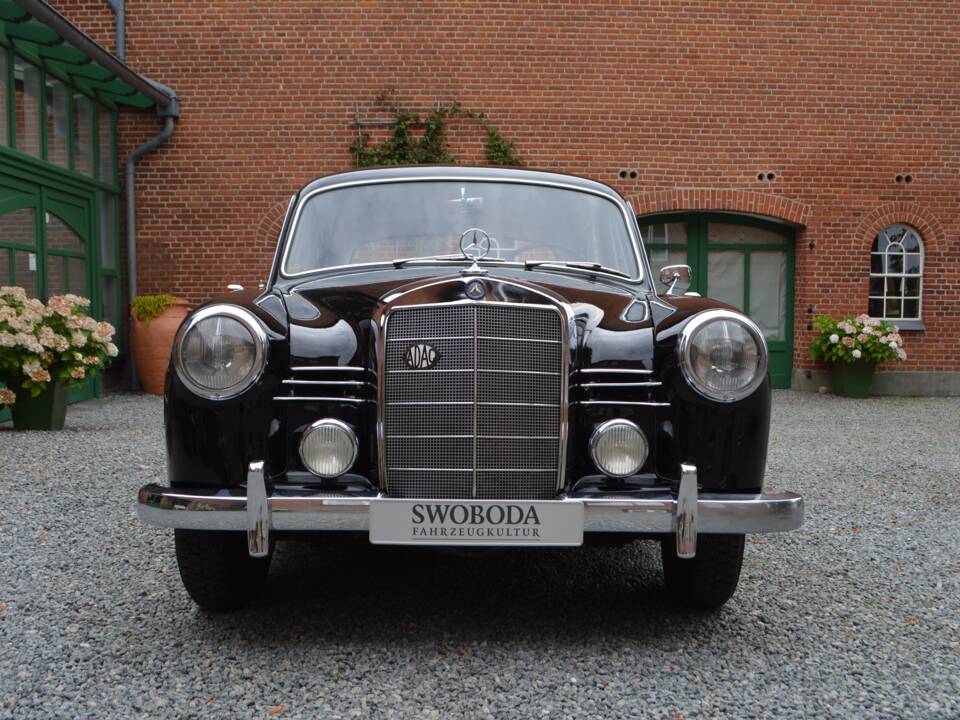 Bild 8/15 von Mercedes-Benz 190 (1956)