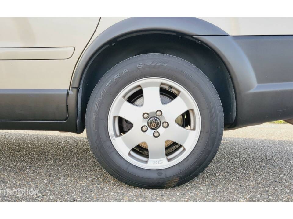 Bild 11/29 von Volvo XC70 2.4T (2001)