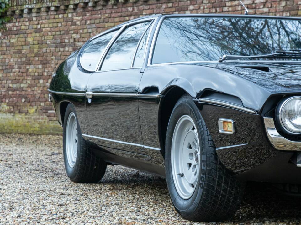 Bild 37/50 von Lamborghini Espada 400 GT (1973)