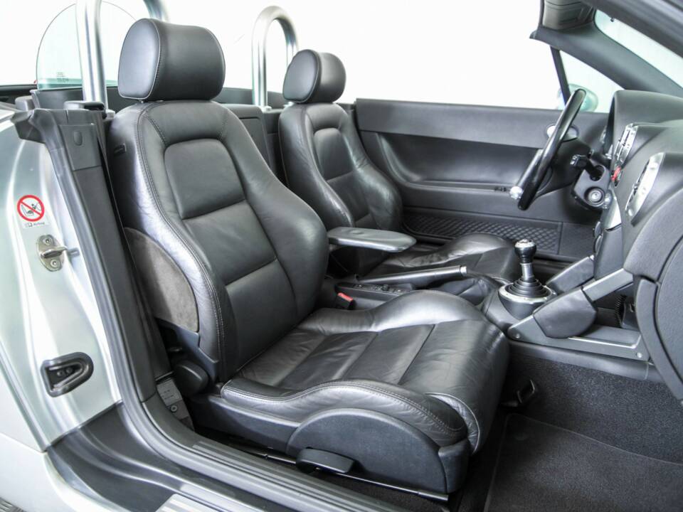 Bild 16/50 von Audi TT 1.8 T (2000)