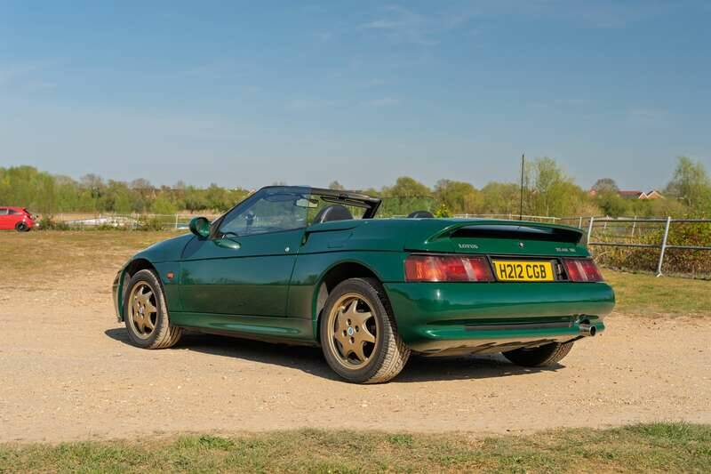 Image 4/50 of Lotus Elan (1991)