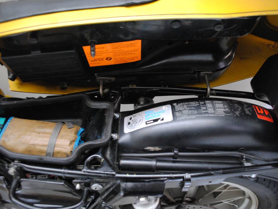 Immagine 18/22 di BMW R 100 RS (1979)