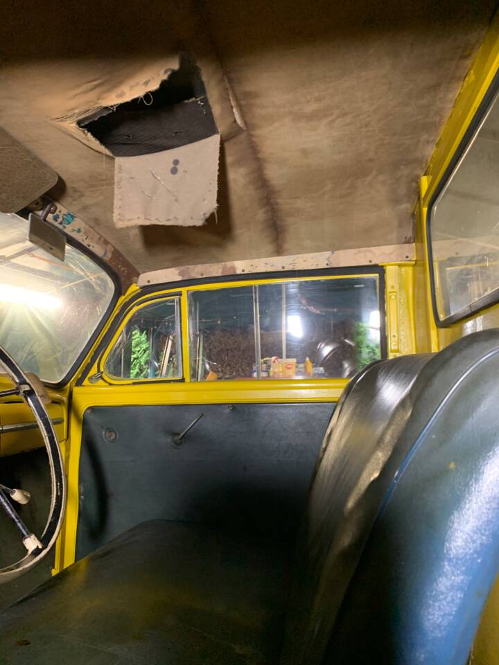 Bild 22/30 von Opel Olympia (1951)