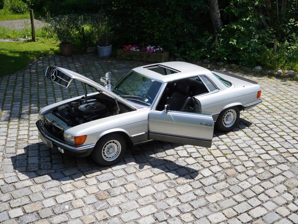 Image 11/29 de Mercedes-Benz 500 SLC (1980)