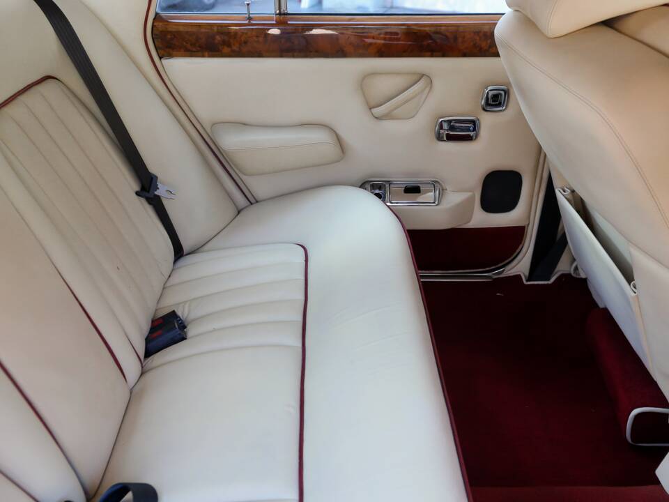 Immagine 100/196 di Bentley T 2 (1978)