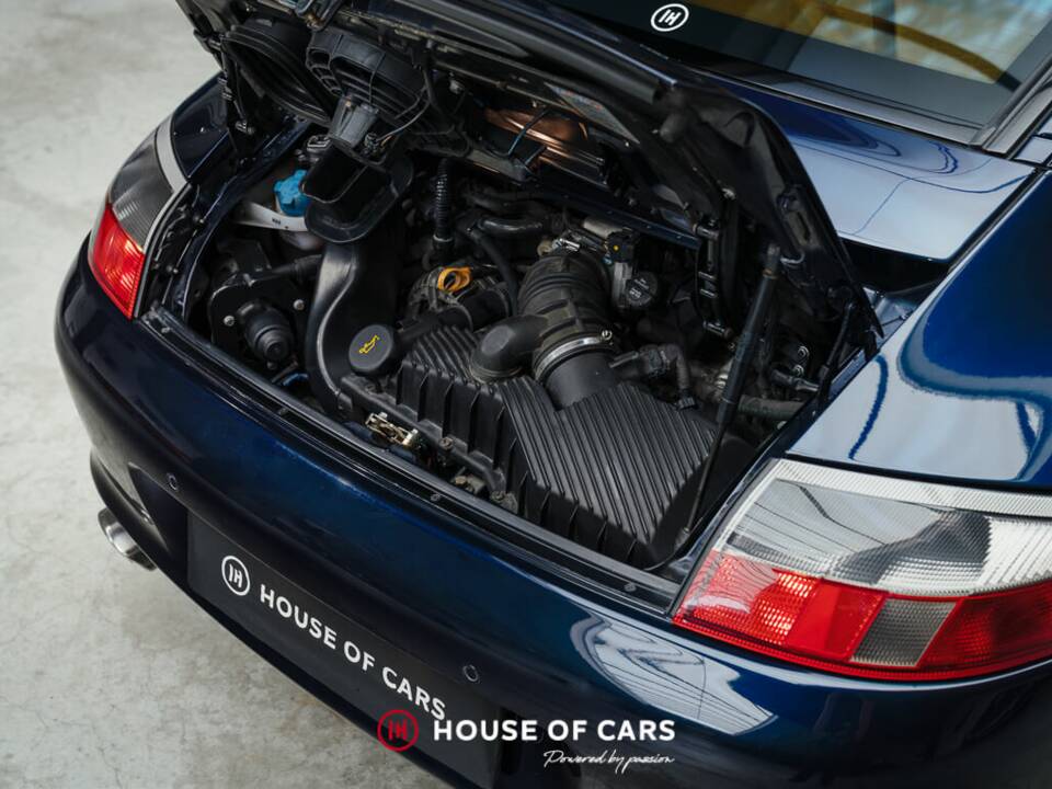 Imagen 13/24 de Porsche 911 Carrera (2003)