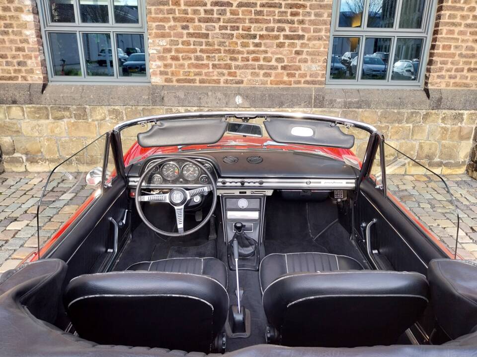 Bild 30/47 von FIAT Dino Spider (1968)