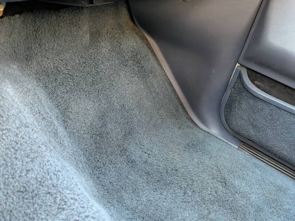 Image 23/65 of Ford F-150 (1991)