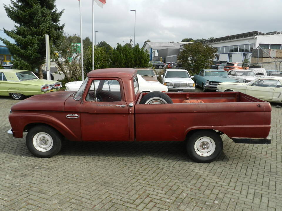 Immagine 49/74 di Ford F-100 Styleside (1966)