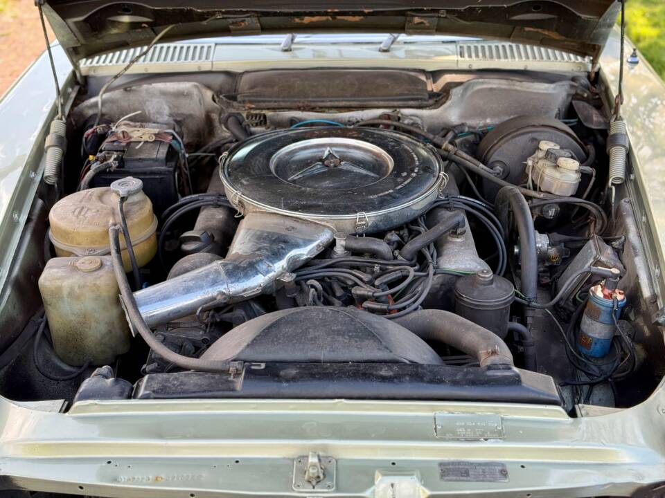 Image 21/22 of Mercedes-Benz 350 SLC (1972)