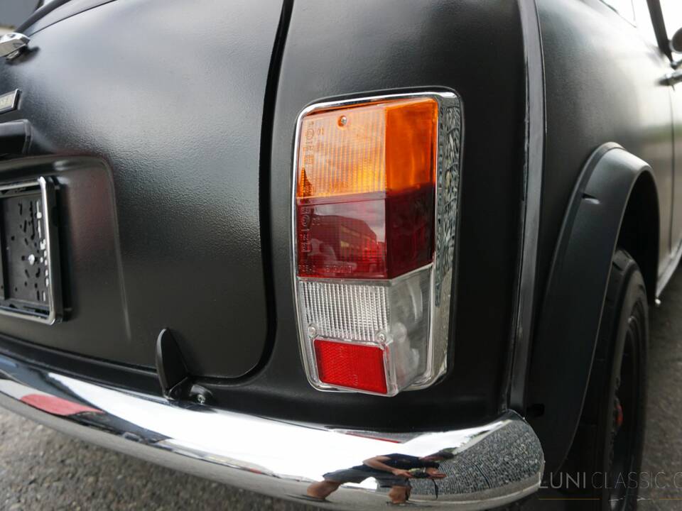 Image 20/64 of Mini 1100 Special (1980)