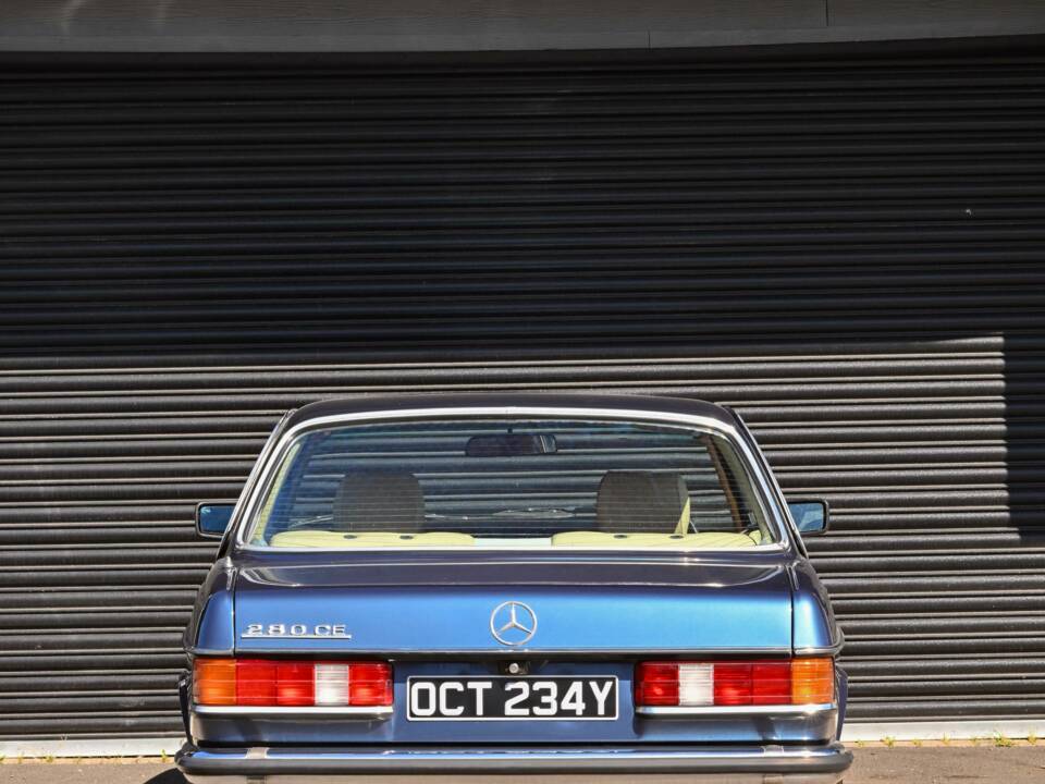 Bild 16/50 von Mercedes-Benz 280 CE (1983)