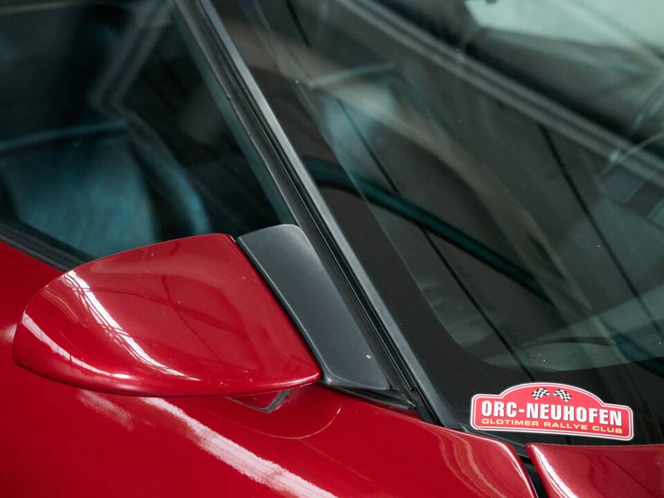 Imagen 27/50 de Chevrolet Corvette Convertible (1990)