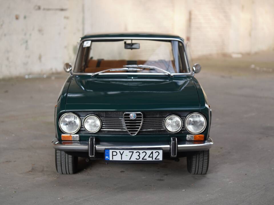 Image 5/83 of Alfa Romeo 1750 Berlina (1970)