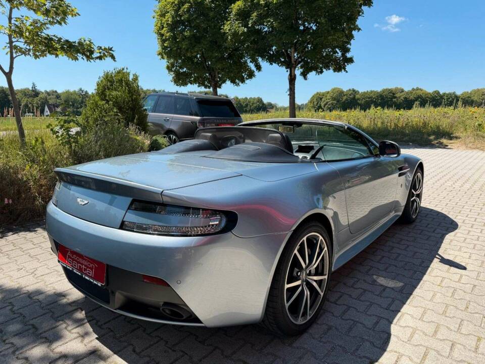 Image 10/43 of Aston Martin V8 Vantage S (2017)