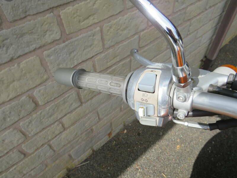 Bild 12/41 von Aprilia Moto 6.5 (2000)