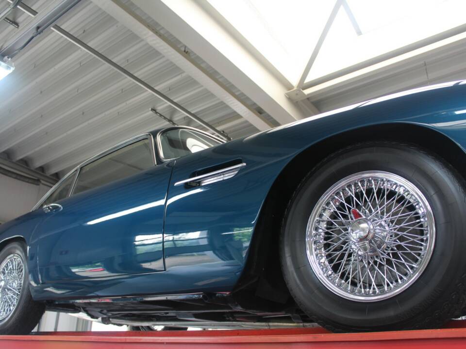 Imagen 12/50 de Aston Martin DB 4 Vantage (1962)