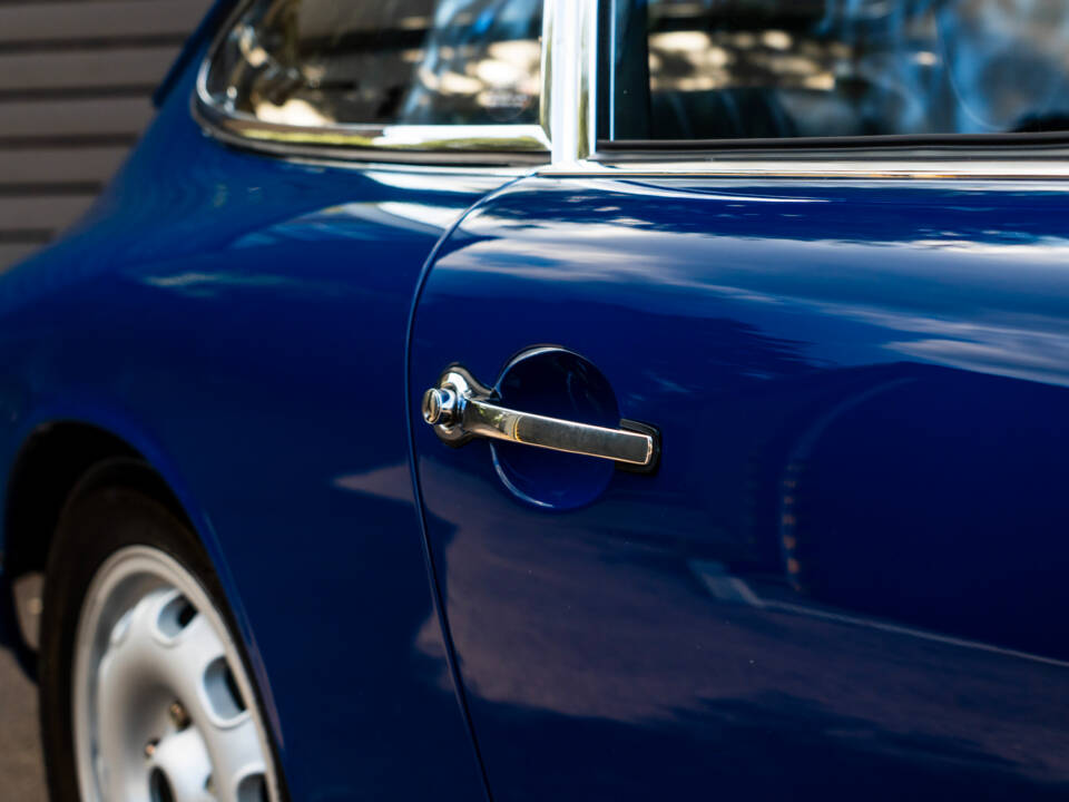 Image 34/42 of Porsche 912 (1967)