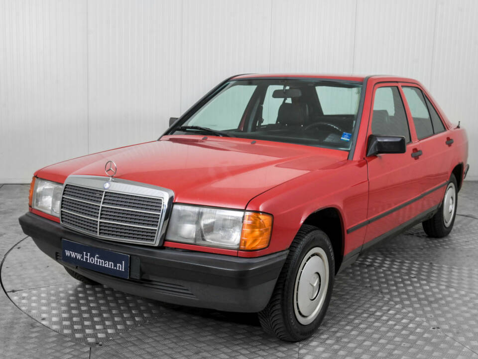 Image 16/50 de Mercedes-Benz 190 D (1984)