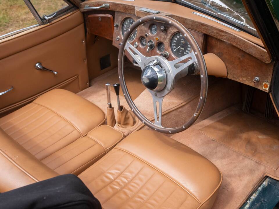 Bild 4/50 von Jaguar XK 120 DHC (1954)