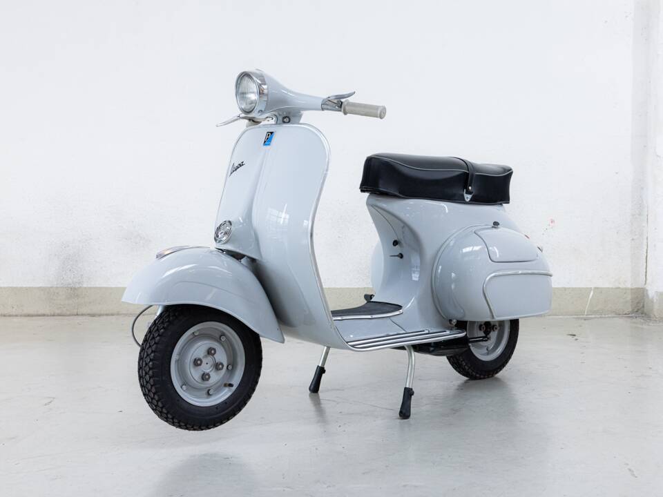 Image 1/21 of Piaggio Vespa 125 (1964)