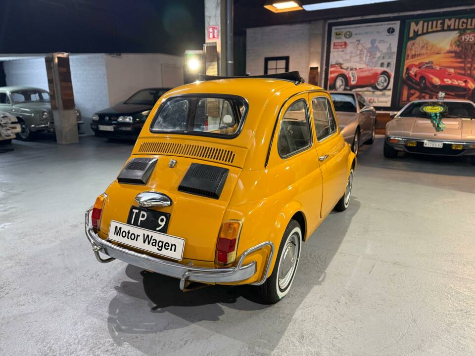 Image 37/76 de FIAT 500 L (1970)