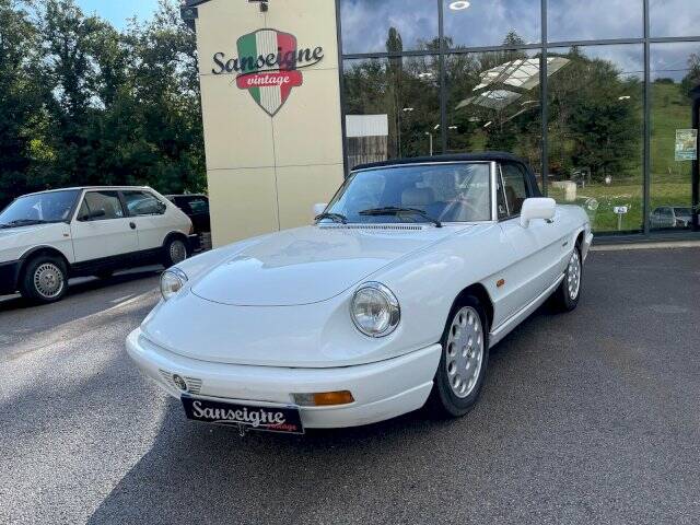 Bild 4/18 von Alfa Romeo 2.0 Spider (1991)