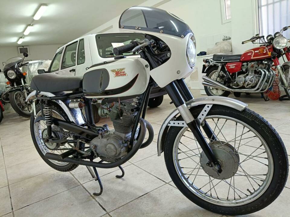 Immagine 4/26 di Moto Morini Corsaro 125 (1961)