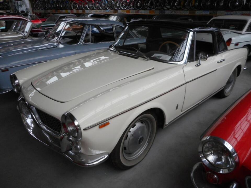 Bild 8/22 von FIAT 1500 S (1961)