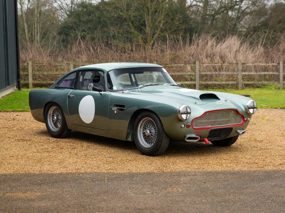 Image 1/50 de Aston Martin DB 4 Lightweight (1961)