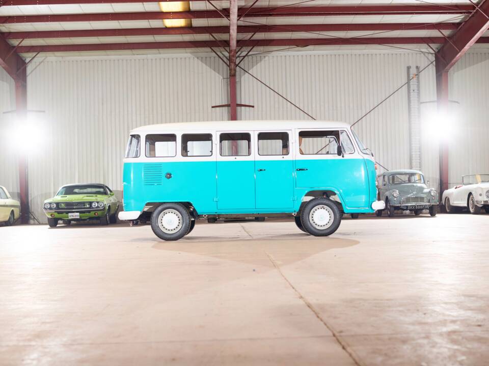 Image 23/39 of Volkswagen T2c Combi (1996)