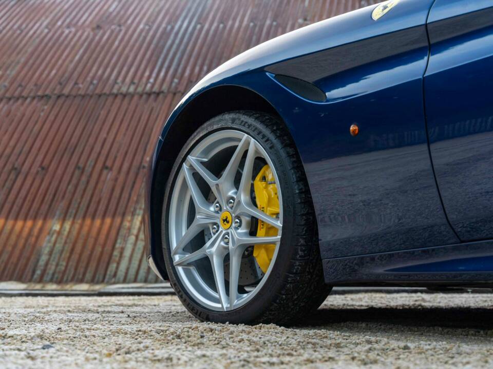 Bild 3/11 von Ferrari California T (2015)